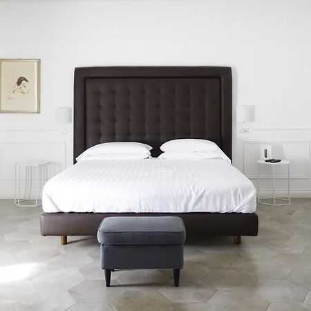 Palazzo Balsamo Suites Pompeï Buitenkant foto