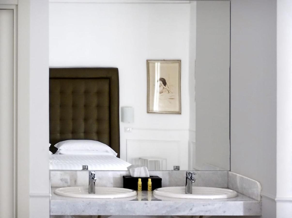 Palazzo Balsamo Suites Pompeï Buitenkant foto