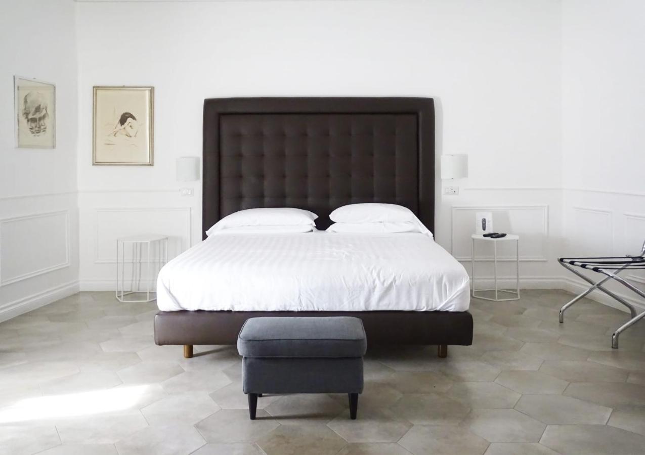Palazzo Balsamo Suites Pompeï Buitenkant foto
