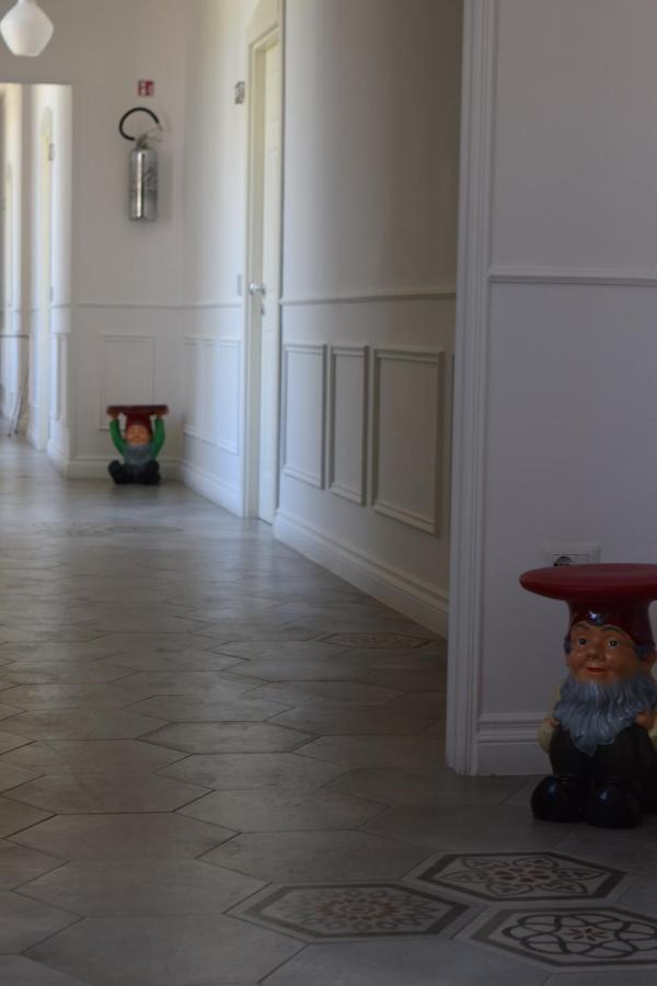 Palazzo Balsamo Suites Pompeï Buitenkant foto