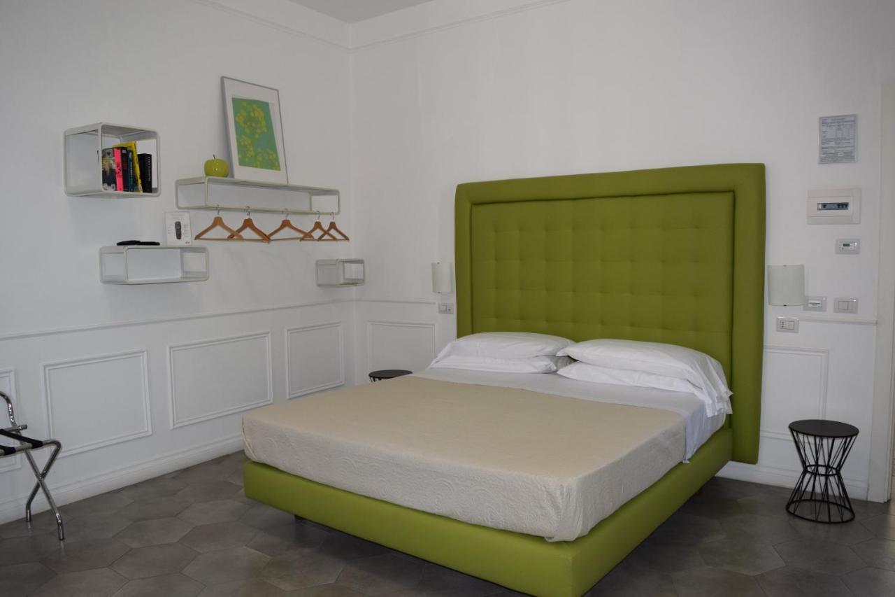 Palazzo Balsamo Suites Pompeï Buitenkant foto