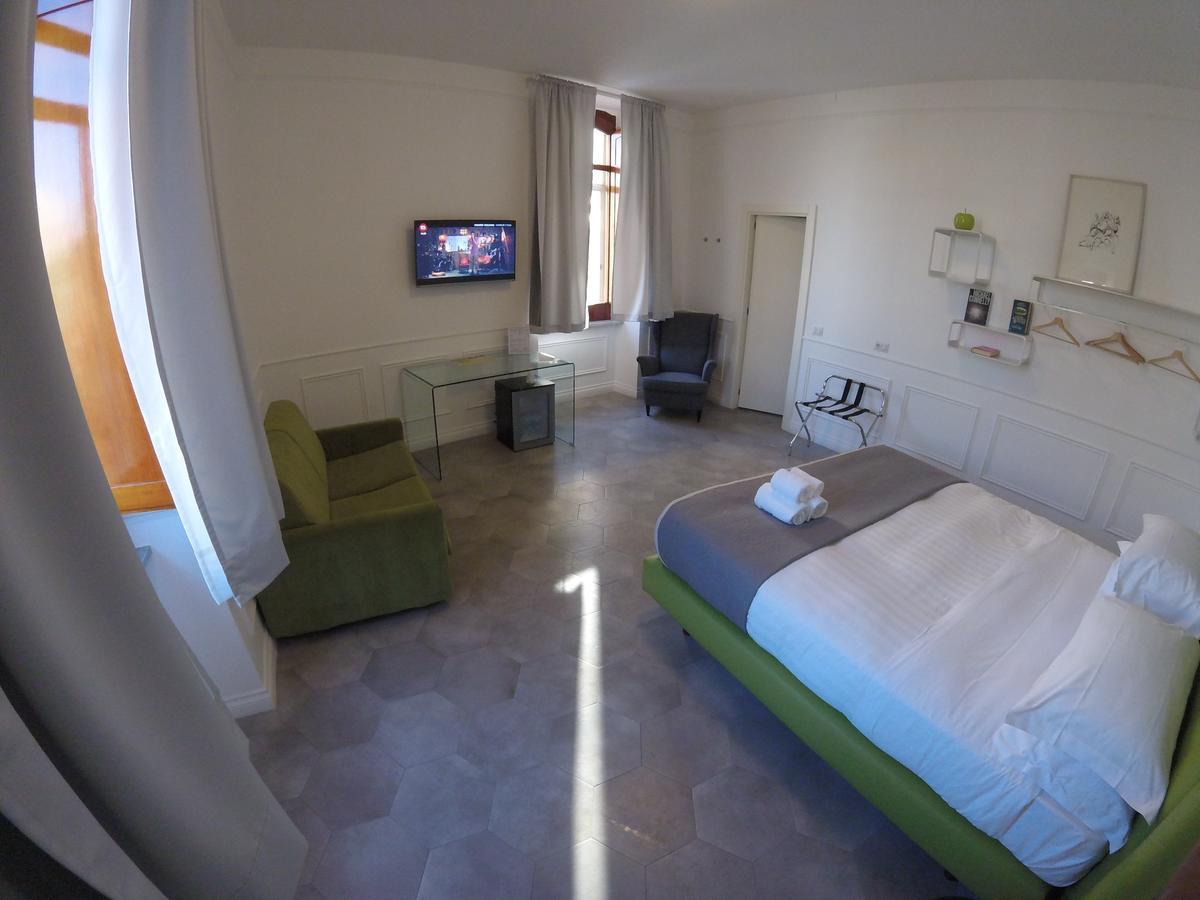 Palazzo Balsamo Suites Pompeï Buitenkant foto