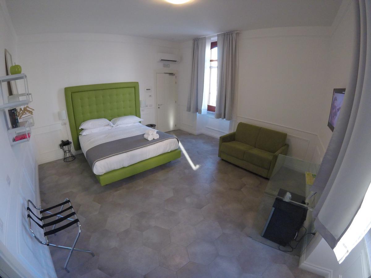 Palazzo Balsamo Suites Pompeï Buitenkant foto